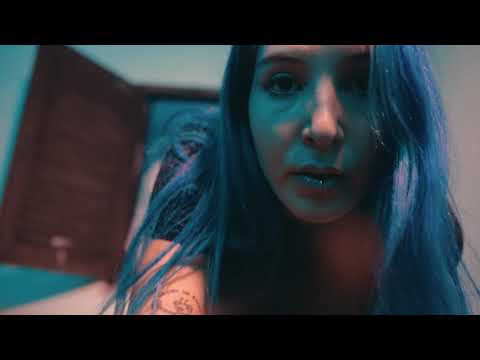 mword; que no termine con un piano (shot by HenryM)