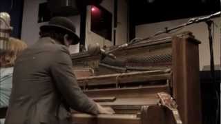 Jack White - I Guess I should go to sleep (Live in Studio)