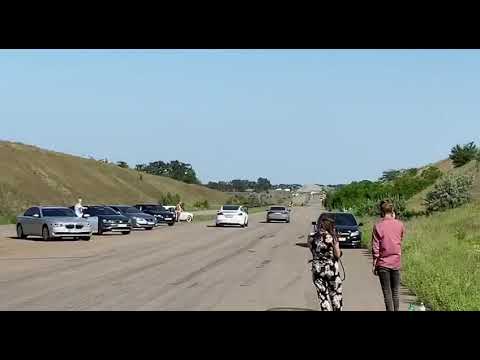 Audi RS3 vs.tesla 3 performance