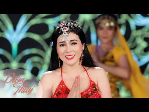 Thể hiện bởi Diễm Thùy