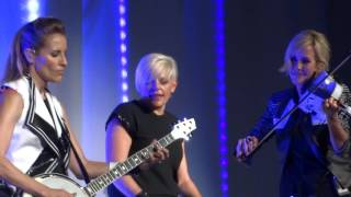 White Trash Wedding Dixie S Dixie S White Trash Wedding Band Intros Instrumental Ready To Run Cleveland Ohio June 3 2016