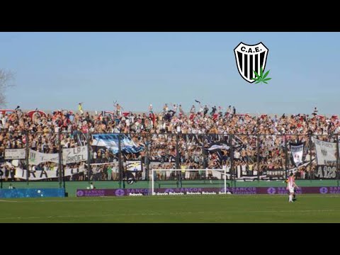 "La Barra De Caseros en Sarandí." Barra: La Barra de Caseros &bull; Club: Club Atlético Estudiantes