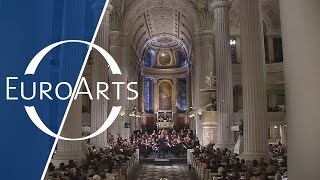 St. Thomas Boys Choir: J.S. Bach - "Dona nobis pacem" from the B minor Mass