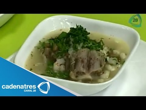 Receta para preparar gallina pinta. Receta de gallina pinta / Comida mexicana