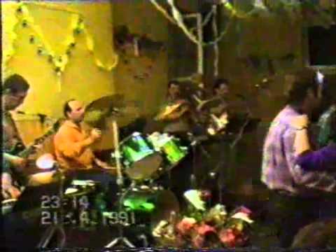 Zespół BEZ NAZWY z Wadowic .  Mix instrumentalny  1991r.