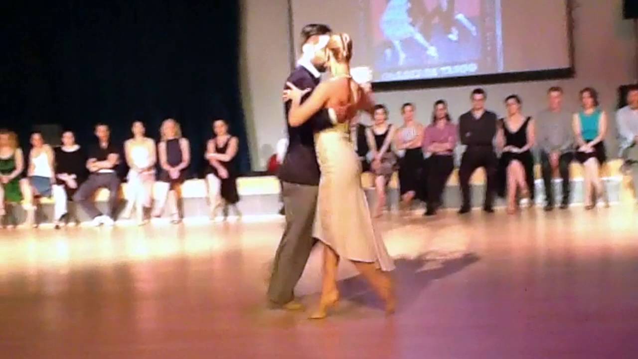 Jose Fernandez y Martina Waldman - Loca- J. D´Arienzo