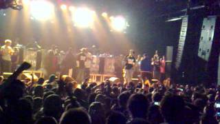 Method Man &amp; Redman - Redman jumping from balcony @ Amsterdam 2008