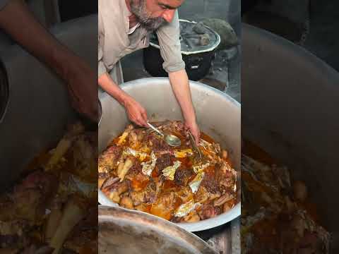 Afghani Lamb leg Dumpuht #streetfood #food #foodie #afghanistan
