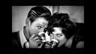 1936: Charlie Kunz & The Casani Club Orchestra - "I'm Putting All My Eggs In One Basket".