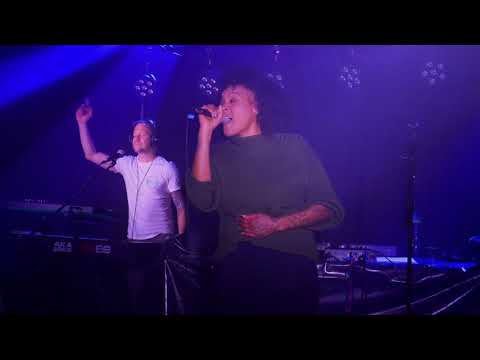 Kevin Energy & Jasmine Knight - Electrify  - Live Performance