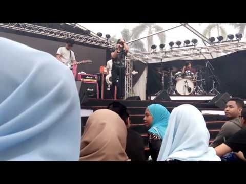 Cherpen Band- Kali Ini at Showcase Ame2017 (23/4/2017)