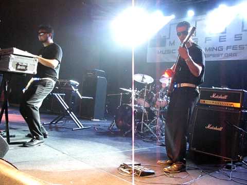 MAGFest X - The OneUps - Intro (Jon St. John) / Angry Birds