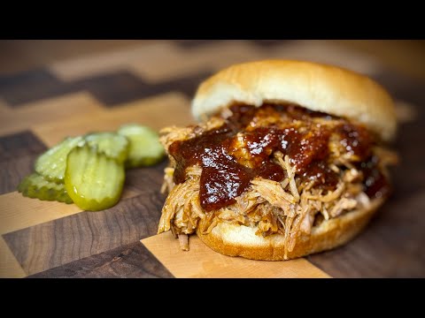 How to Make Slow-Cooker Pulled Pork / Easy Pulled Pork Recipe