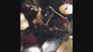 Christian Scott feat. Thomas Pridgen - Rewind That