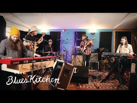 The Texas Gentlemen 'Habbie Doobie' [Live Session] - The Blues Kitchen Presents...