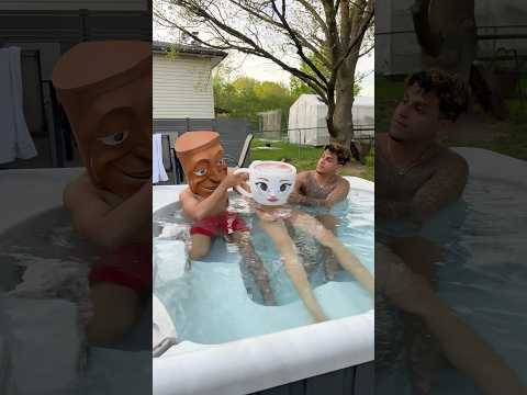 WE DRANK BALLERINA CAPPUCCINA IN HOT TUB!!
