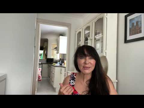 Angela Holloway Therapy & Hypnothreapy video.