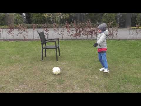 Training im Homeoffice / Folge 1: Fussball - Der Ball im Rundlauf