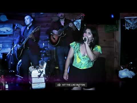 NORA LEE  "Siempre Hace Frio" Tejano Tunes