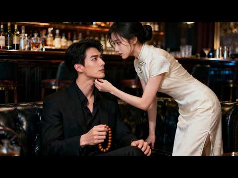 Tunangannya selingkuh, dia berhubungan intim dengan orang asing—yang ternyata pamannya seorang CEO.