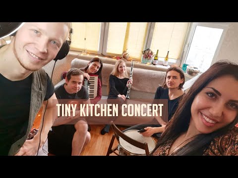 Неизвестный Композитор и Амелия Калаева - Kalejaca Jaca (tiny kitchen concert)