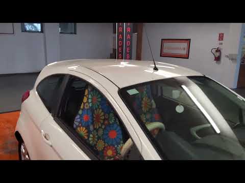 Ford KA 2010 - Image 2