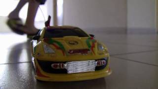 preview picture of video 'CANON HF200 Remote Control Car'