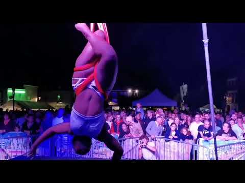 Aerial Hammock Act - Doullens Summer Break Festival