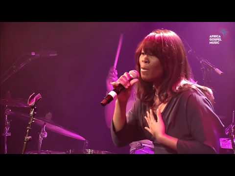 Sandra Mbuyi - Amour Éternel (Live) [Africa Gospel Music]