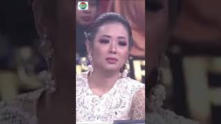 Download lagu Satu studio sampai menangis mendengar perjuangan Lady Rara di D'Academy Asia #shorts #dacademy6 mp3