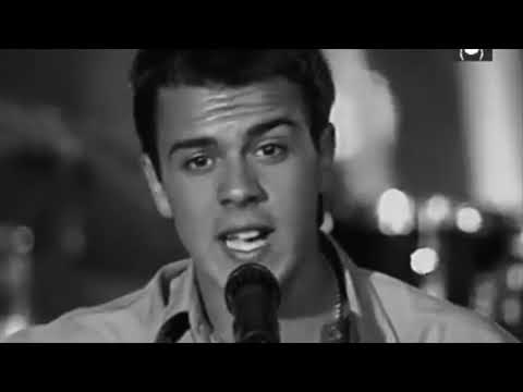 MIGUE BENÍTEZ // Músico y poeta