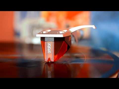 The realm — Lost in space. (FLAC)