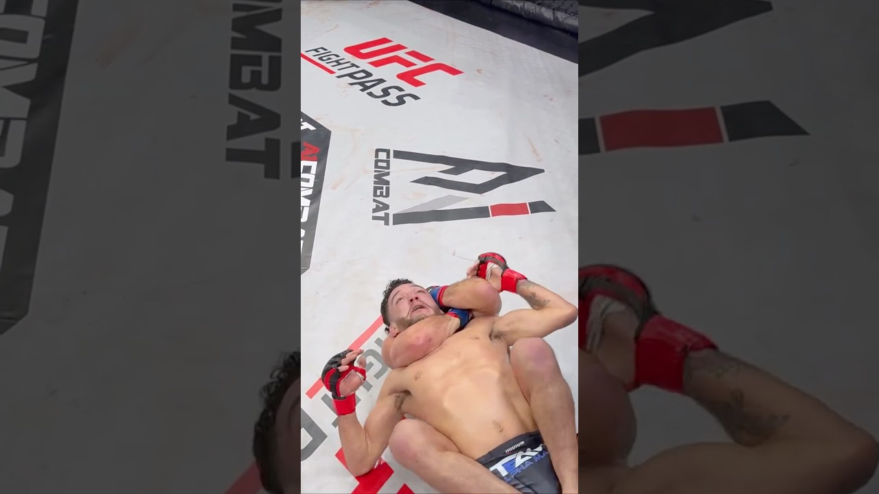 Joe Murphy puts his opponent to sleep | A1 Combat 33