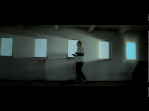 Ismerős Arcok és FankaDeli - Ennyi (2012)