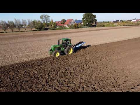 John Deere 4255 mit Rabe 5-Schar Pflug und John Deere 3650 mit Amazone AD 302 Sämaschine