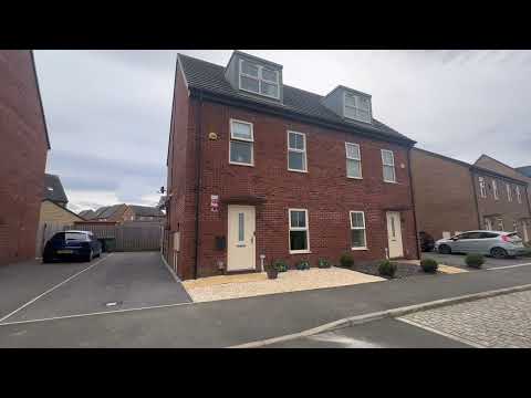Bretby Avenue, Ossett - Virtual Tour