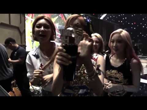 1080p HD 150715 The Show SNSD Backstage