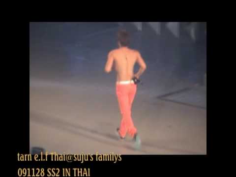 siwon sexy guy @ super show2 in thai 091129