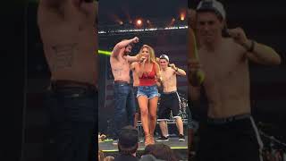 CLINT EASTWOOD - JESSIE JAMES DECKER: Windy City Smokeout Chicago, IL July 15, 2016