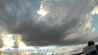 preview picture of video 'LP Supercell Time lapse Vercelli - Alessandria 15 August 2010 P. 3'