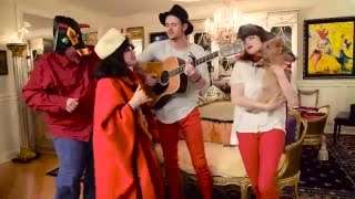 Kiesza and the Fam during the holidays.... (Drake - Hotline Bling Cover)