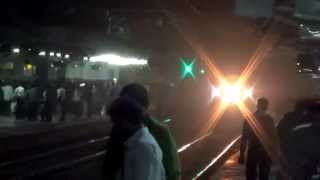 preview picture of video 'Lite WAP-5 Speeds Past Overtaking Virar Passenger At Navsari!!!!!!'