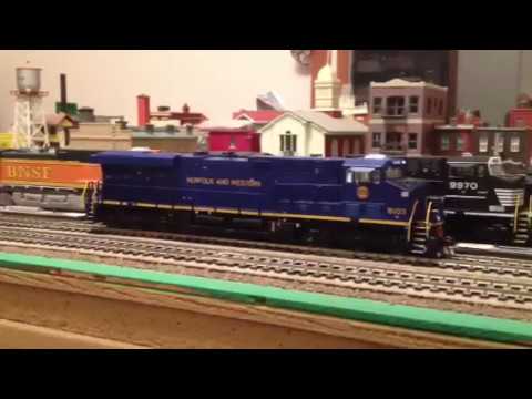 HO ES44AC Norfolk & Western #8103 startup, DCC