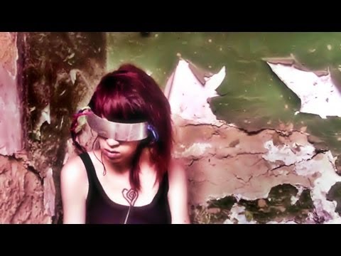 Bizarre [Short Horror]