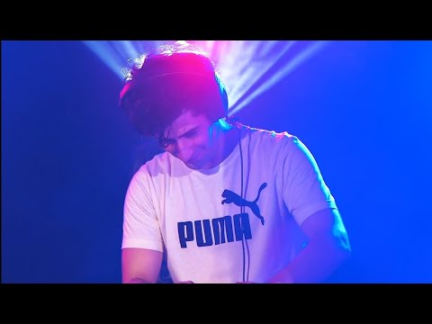 MB14 - ( Massive Attack ) Fantasy Bettle _ SBX Camp 2019 -Loopstaiton #mb14 #loopstation #beatbox