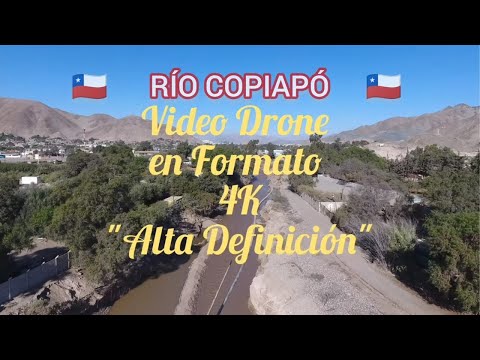 4K Drone Vídeo, Río Copiapó histórico, su paso por la ciudad. Región de Atacama, Chile.