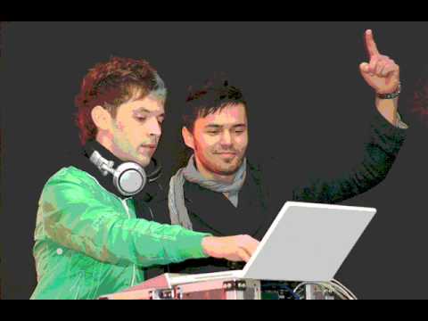 David Deejay & Dony - Kiss [Music Video]