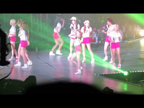 130609 SNSD Girls&Peace concert:Twinkle