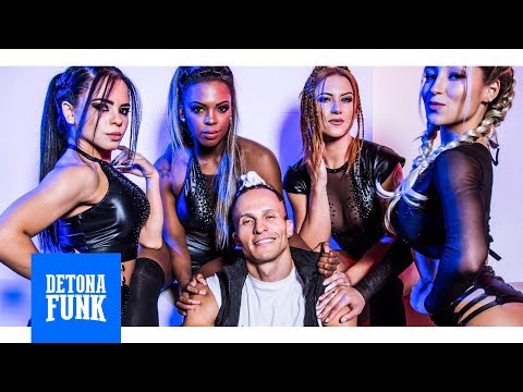 Denis Morelli - Mexe O Bumbum (Vídeo Clipe Oficial)