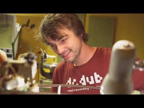 Schallplatte statt Streaming-Dienst: Dr. Dub Vinyl Recording Service